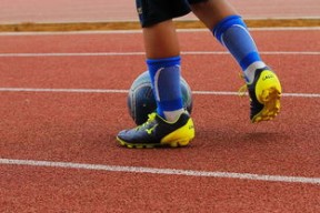 华体会登陆-球队是否更倾向利用定位球制造边路进攻机会，球队是否更倾向利用定位球制造边路进攻机会